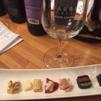 Fabbioli Cellars food and wine pairings